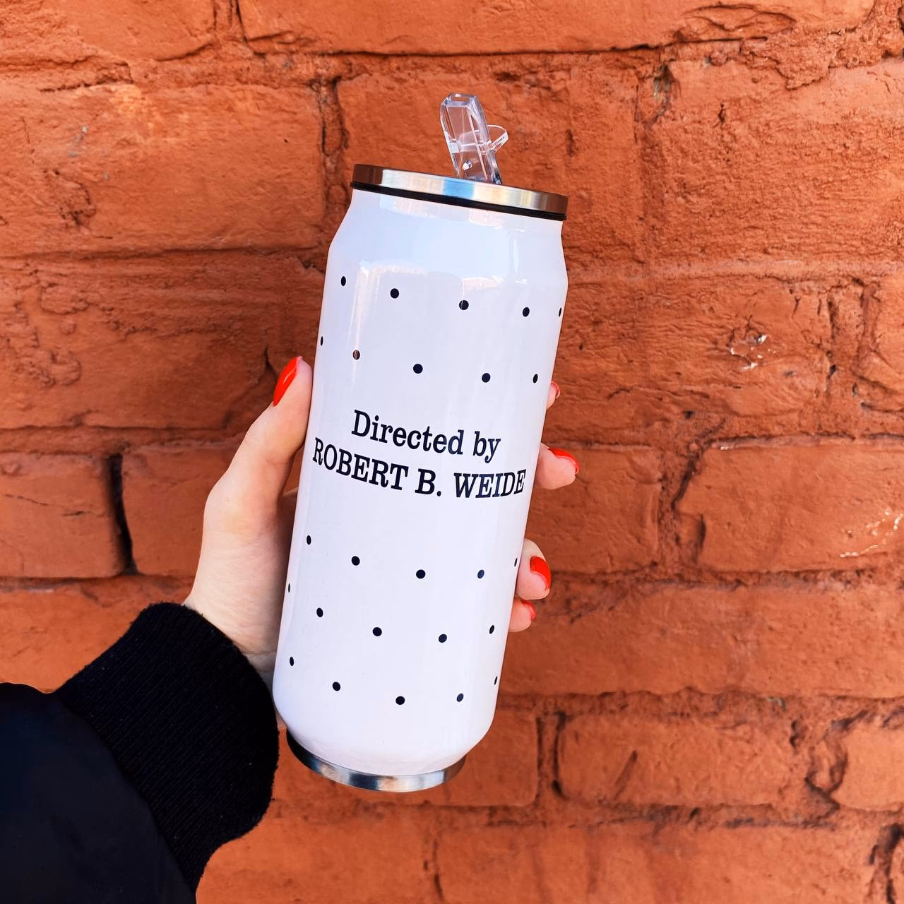 Банка "Directed by ROBERT B. WEIDE"